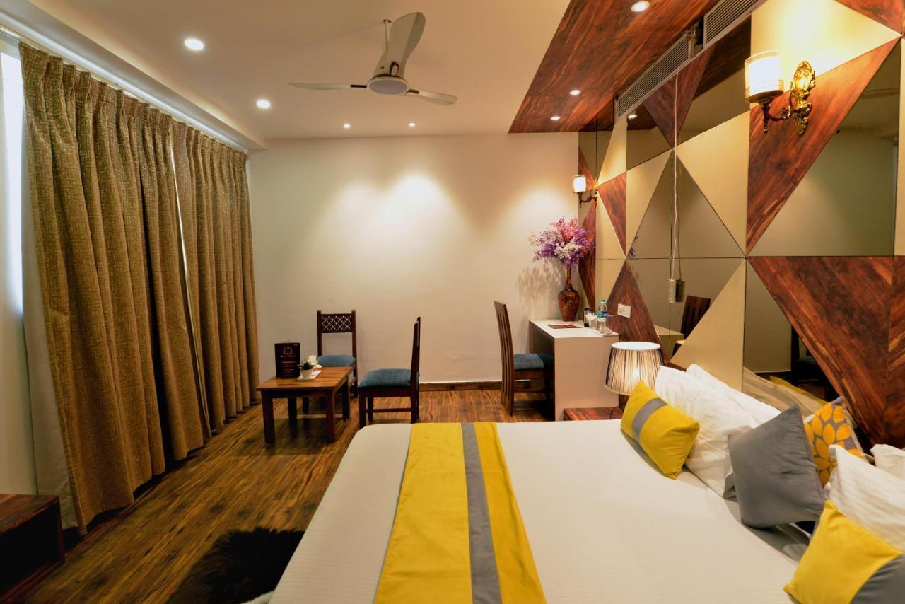 Hotel The Yellow Nayagaon Екстер'єр фото