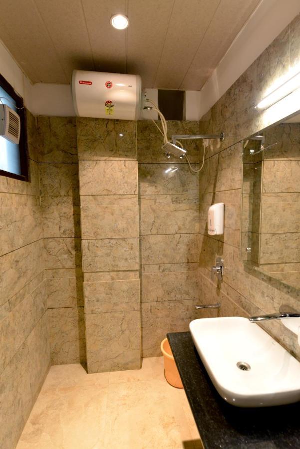 Hotel The Yellow Nayagaon Екстер'єр фото
