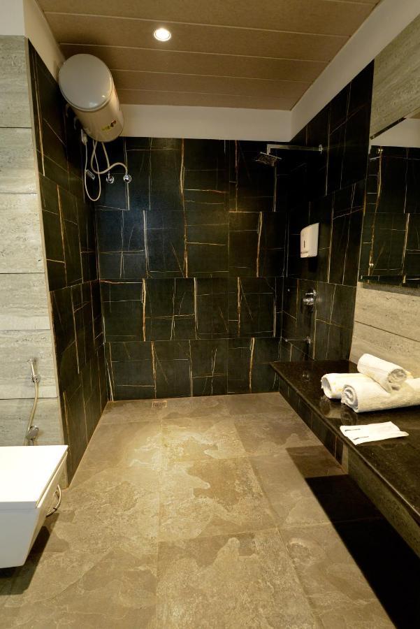 Hotel The Yellow Nayagaon Екстер'єр фото