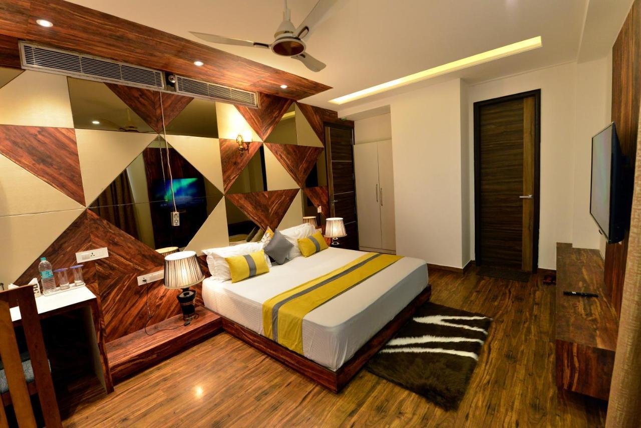 Hotel The Yellow Nayagaon Екстер'єр фото